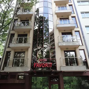 Hotell Favorit ***
